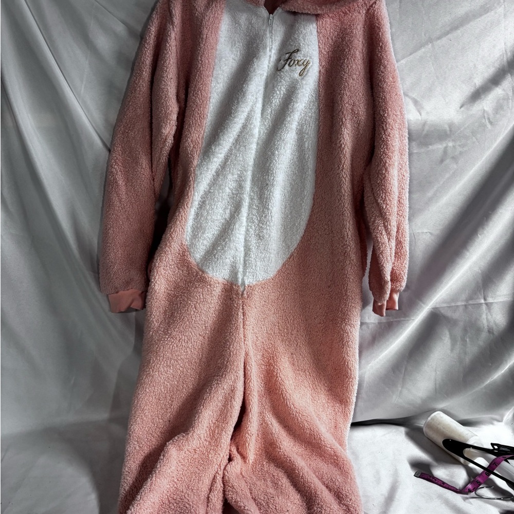 Celebrate Halloween Women's Cozy Pink‎ Pajama Set